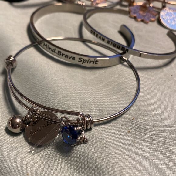 Boss B*tch Box Full of Inspirational Message Jewelry Bundle & Box - Picture 5 of 16